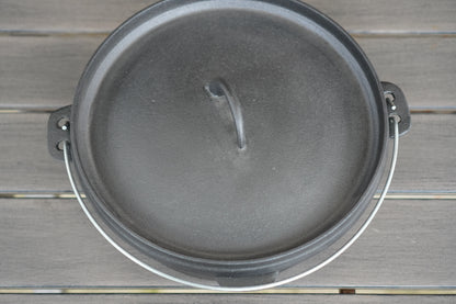 12 inch cast iron Dutch oven seasoned interior