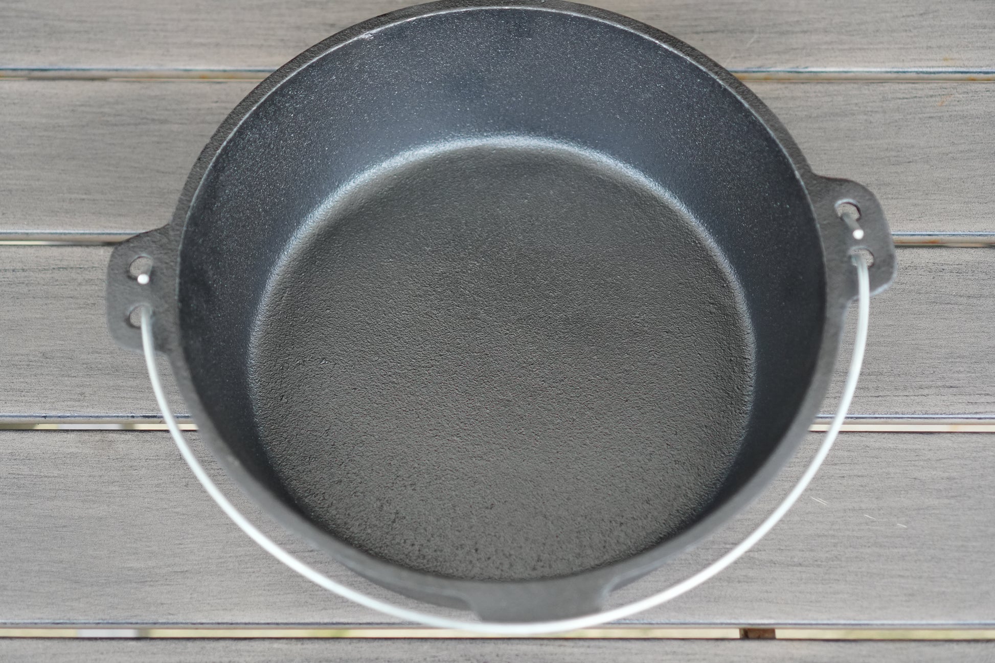 12 inch cast iron Dutch oven lid detail close-up